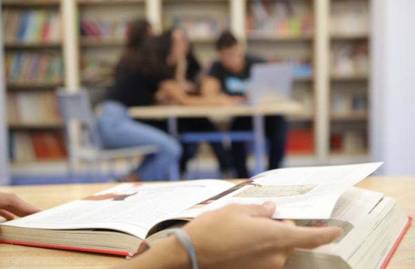 Élèves Français boursiers de l’État Français 